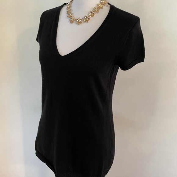 Women’s GAP Lightweight Cashmere Blend Sweater - Picture 7 of 9